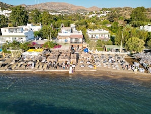 On the beach, 4 beach bars - BEGONVİL GÜMÜŞLÜK  (Bodrum)