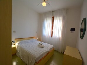 Appartamento, 2 camere da letto, balcone, vista piscina | 3 camere
