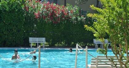Fantastic Flat With Pool View Just Steps From the sea