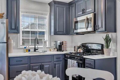 Parking - Walk 2 Beach - Linens+Towels - Washer/Dryer