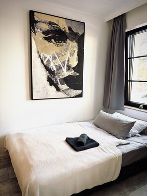 1 soverom, wi-fi (inkludert) og sengetøy