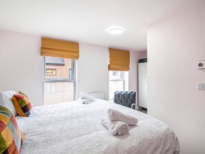 4 bedrooms