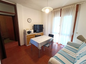 Living room - Cozy and Functional Flat in Bibione (San Michele al Tagliamento)