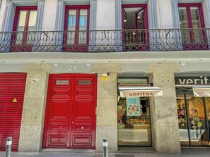 Façana frontal de l'allotjament