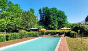 Pool - New! Charming Restored Mill, Private Pool, olive grove, walk facilities, river. (Gallicano)