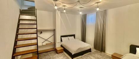 2 bedrooms, desk, iron/ironing board, travel cot