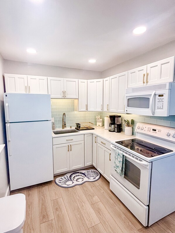 Microwave, oven, stovetop