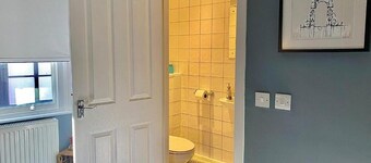 Grosvenor Place Guest House