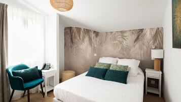 1 bedroom, free WiFi, bed sheets