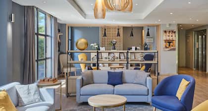 Piscine et soleil à deux pas du Cours Mirabeau