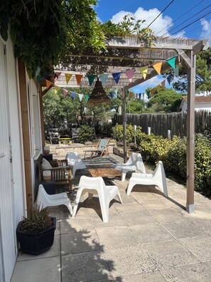 Terrace/patio - Rent House south tip of Ile d'Oléron - Saint Trojan Les Bains (17) (Saint-Trojan-les-Bains)