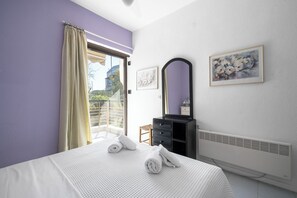 4 Schlafzimmer, Bügeleisen/Bügelbrett, Bettwäsche