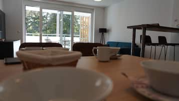 Comfort-Apartment, Stadtblick | 1 Schlafzimmer, schallisolierte Zimmer, kostenloses WLAN