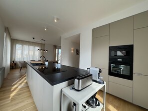 Fridge, microwave, oven, dishwasher