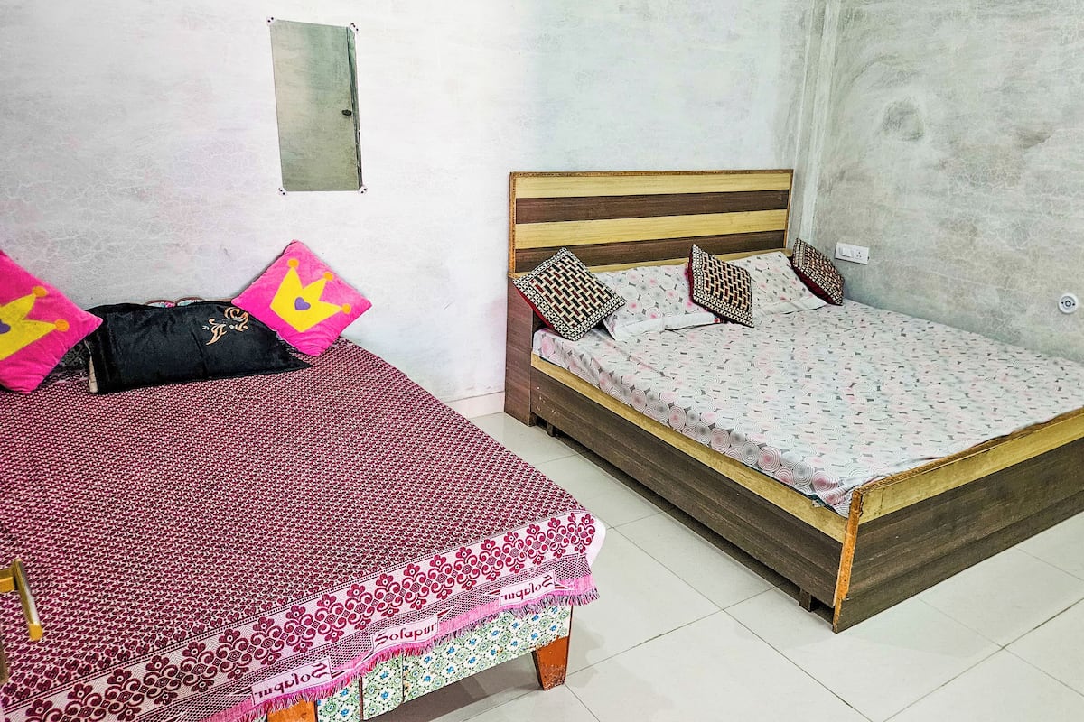 Quarto família, 2 quartos | Banheiro | Banheira, chinelos, sabonete, shampoo