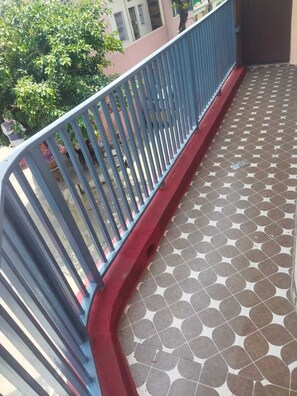 Standard Room | Terrace/patio - Arya Sadan Homestay (Mathura)