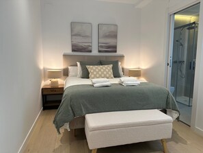 2 soverom, strykejern/-brett og wi-fi (inkludert)