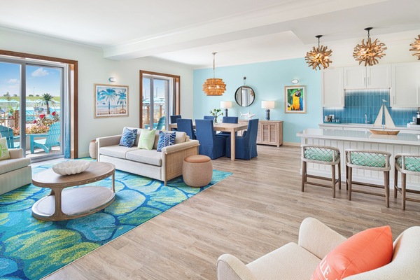 Suite (Jimmy Buffett) | Premium bedding, down comforters, in-room safe, blackout drapes