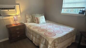 1 habitación, wifi y ropa de cama
