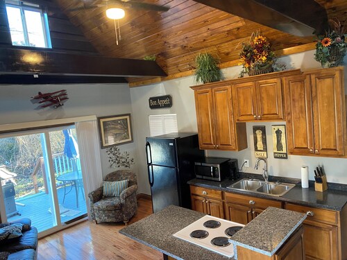 2-bedroom with a loft . Only a block away from the ATV/hiking trails !!!