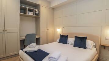 2 bedrooms, individually decorated, individually furnished, free WiFi