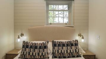 2 bedrooms, individually decorated, individually furnished, free WiFi