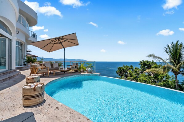 Piscina externa, piscina aquecida