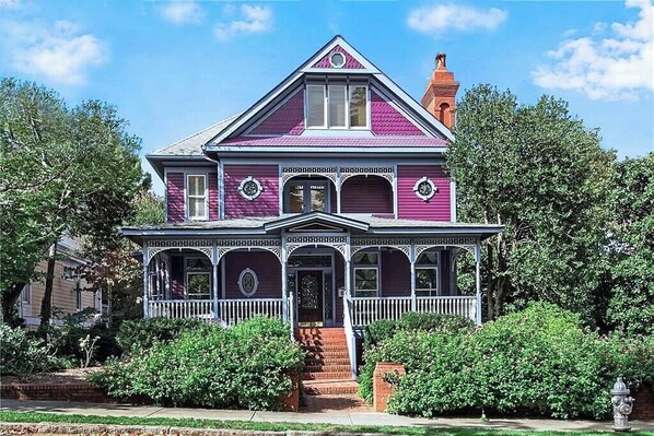 Exterior - Modern 1 BR Retreat: Next to Beltline, Ponce, Keurig (Atlanta)