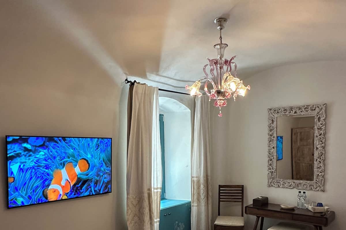 Luxury Suite | 1 bedroom, Egyptian cotton sheets, premium bedding, free minibar items