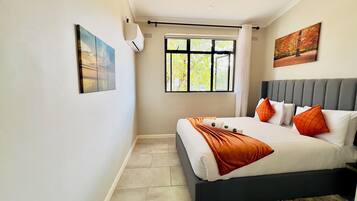 2 slaapkamers, een strijkplank/strijkijzer, wifi, beddengoed
