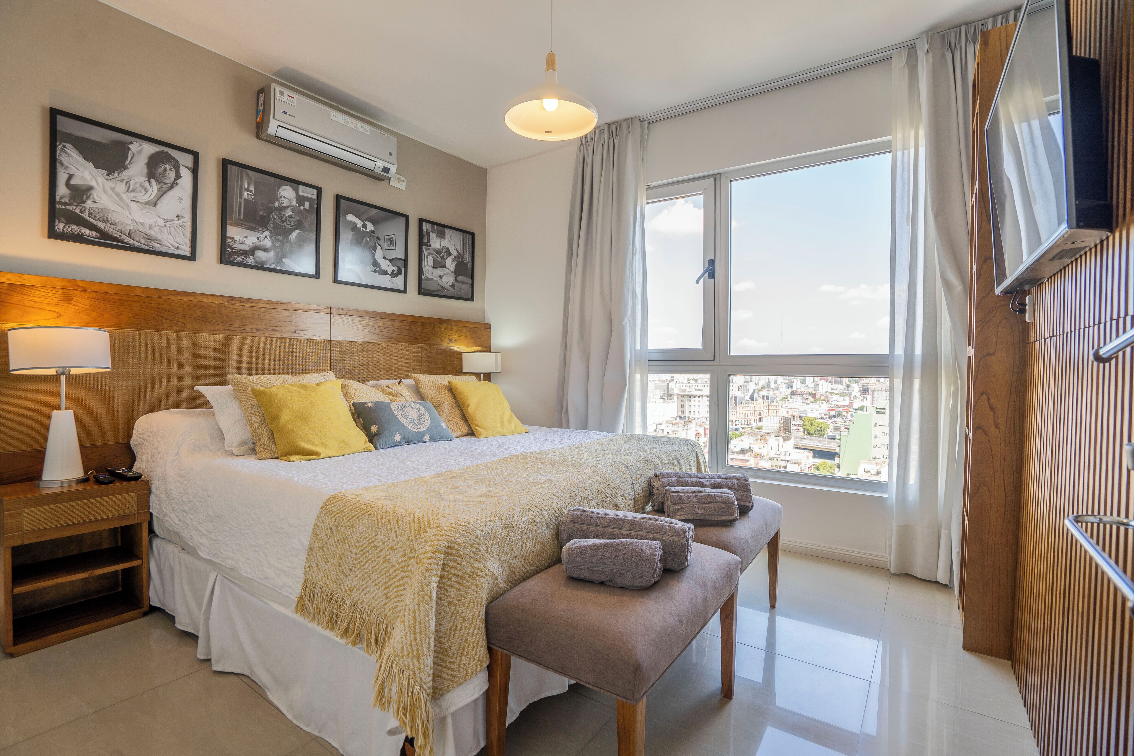 2 habitaciones, tabla de planchar con plancha, wifi y ropa de cama 