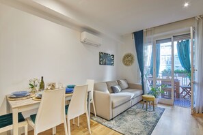Living area - [City Life, MiCo] Terrace, comfort and central (Milano)