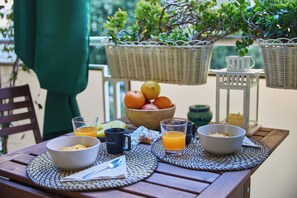 Outdoor dining - [City Life, MiCo] Terrace, comfort and central (Milano)