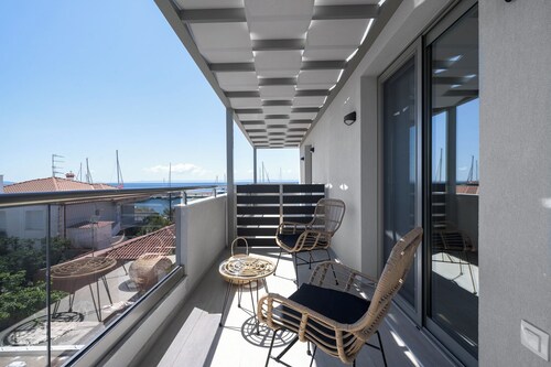 Nikiti Summer Gem 2 by Luxlikehome