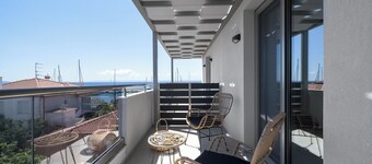 Nikiti Summer Gem 2 by Luxlikehome