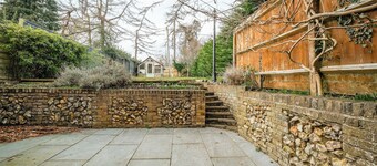 Beautiful 4-Bedroom Cottage | Pass the Keys