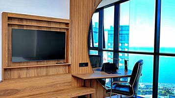 Studio, Sea View