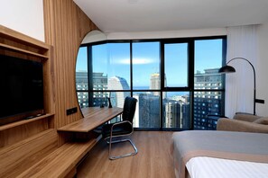 Studio, Sea View