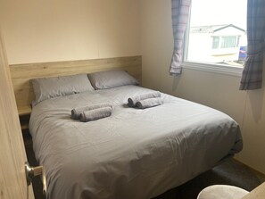 3 habitaciones, tabla de planchar con plancha y wifi gratis 