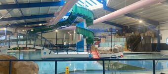 Seaside Dog Friendly Caravan Retreat in Porthcawl