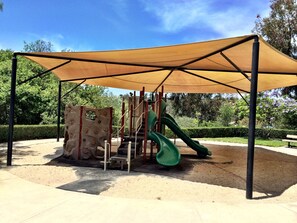 Children’s area - Studio in QUIET  SFR home, gated community. (Laguna Niguel)