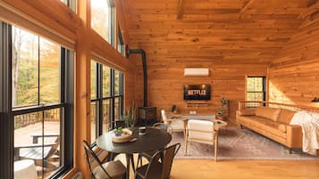 Smart TV, fireplace, video games, ping pong