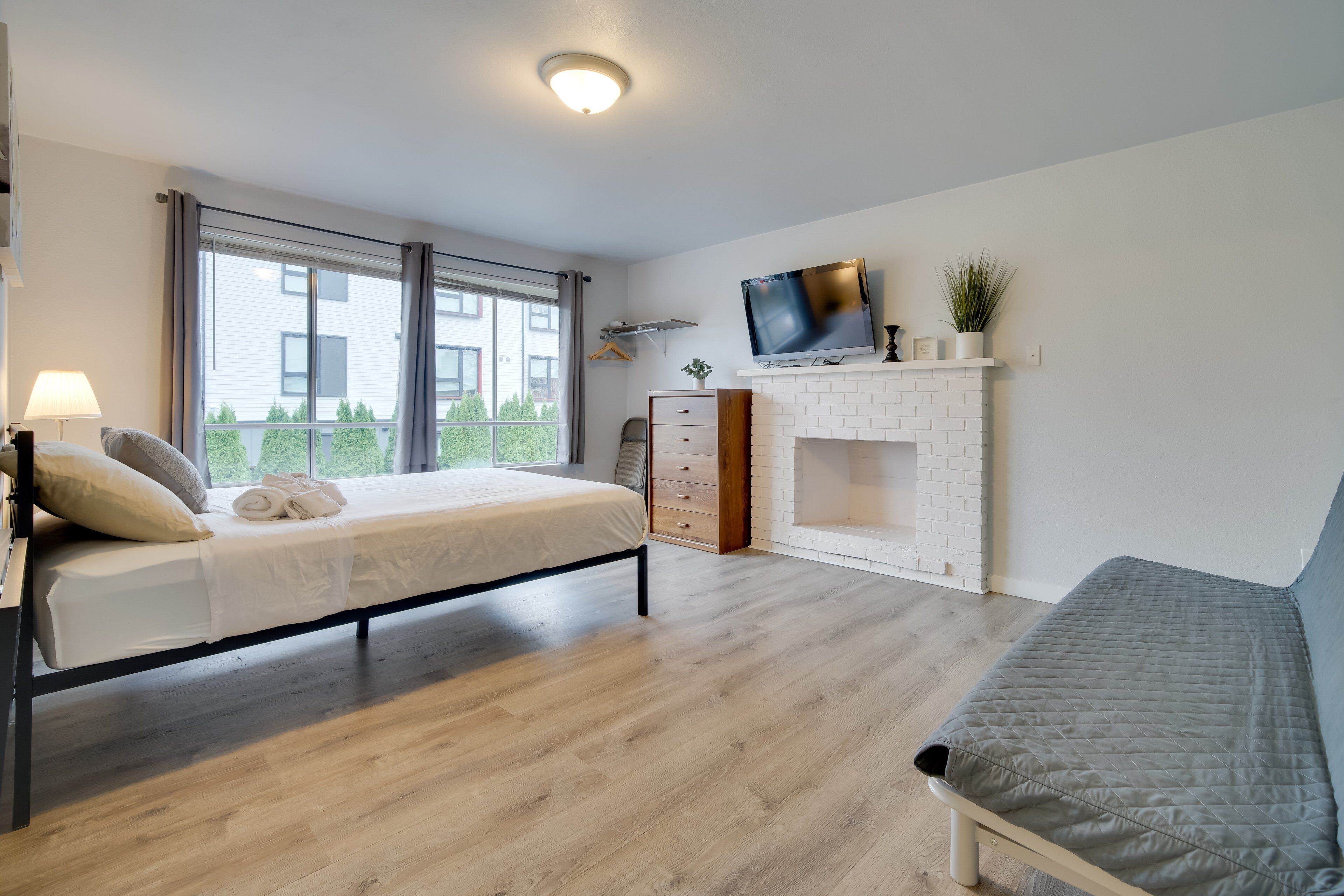 3 chambres, bureau, fer et planche à repasser, Wi-Fi gratuit