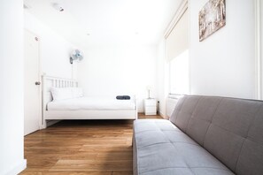 3 Schlafzimmer, Bügeleisen/Bügelbrett, WLAN, Bettwäsche