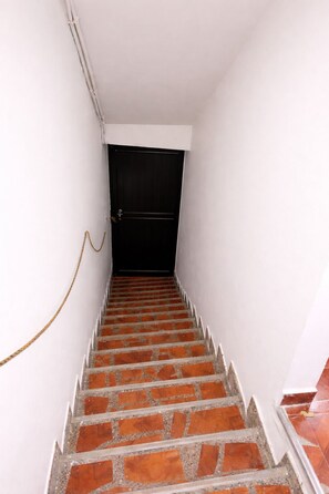 Interior - Adjacent apartments AREAS by QuBeLab (Bello)