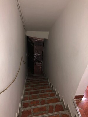 Interior - Adjacent apartments near Bello Antioquia’s Town Square (Bello)