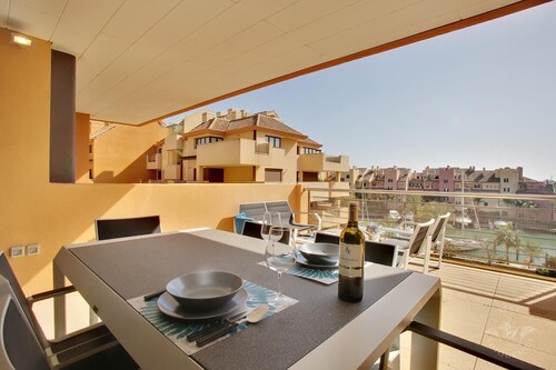 2 bedroom holiday apartment in Ribera del Marlin, Sotogrande