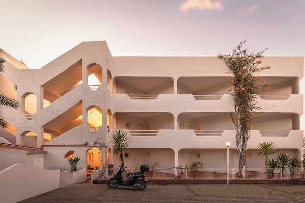 Façade de lâhĂ©bergement