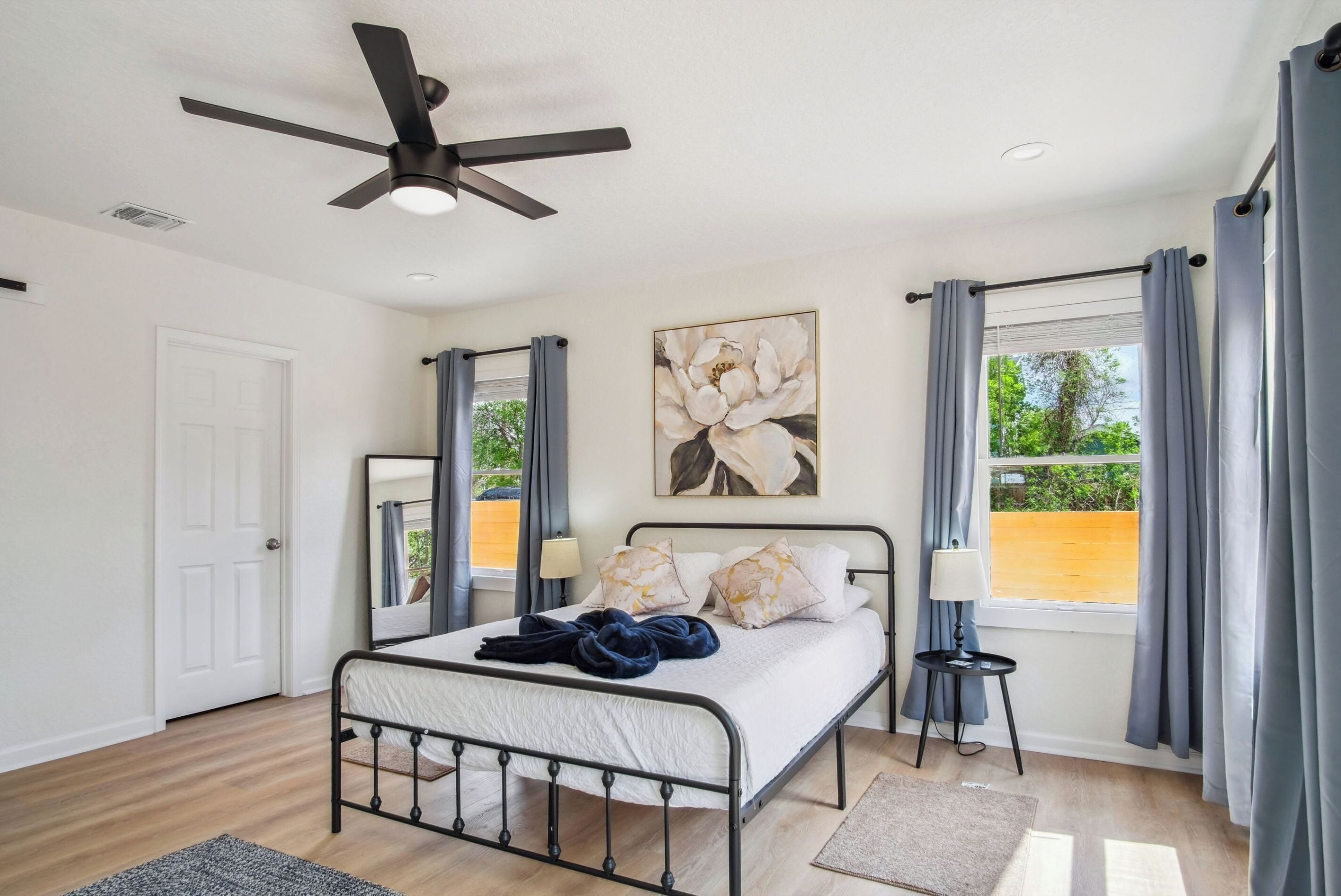 House (4 Bedrooms) | 4 bedrooms, laptop workspace, iron/ironing board, bed sheets