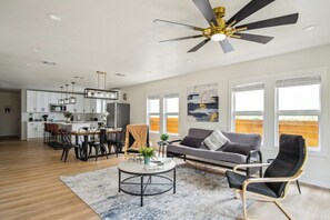 Maison (4 Bedrooms) | Intérieur